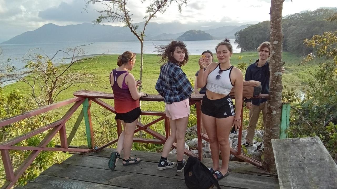 Hostal Azul Del Lago Agua Azul Ngoại thất bức ảnh