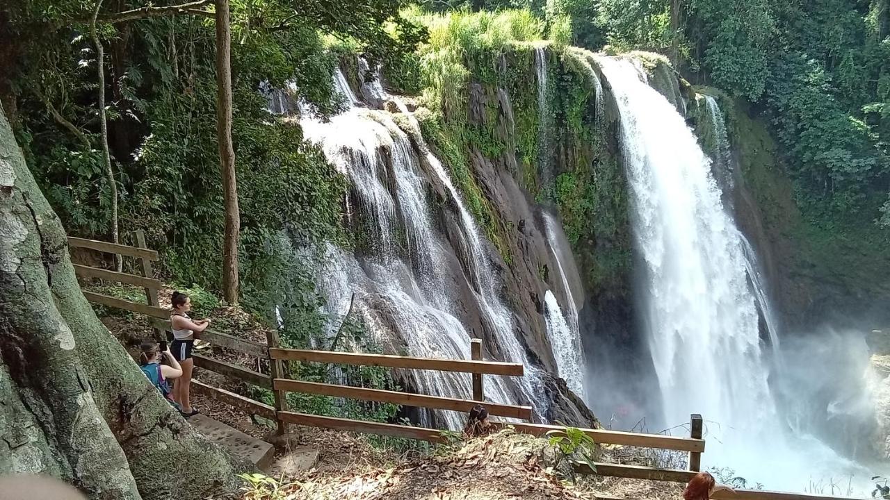 Hostal Azul Del Lago Agua Azul Ngoại thất bức ảnh
